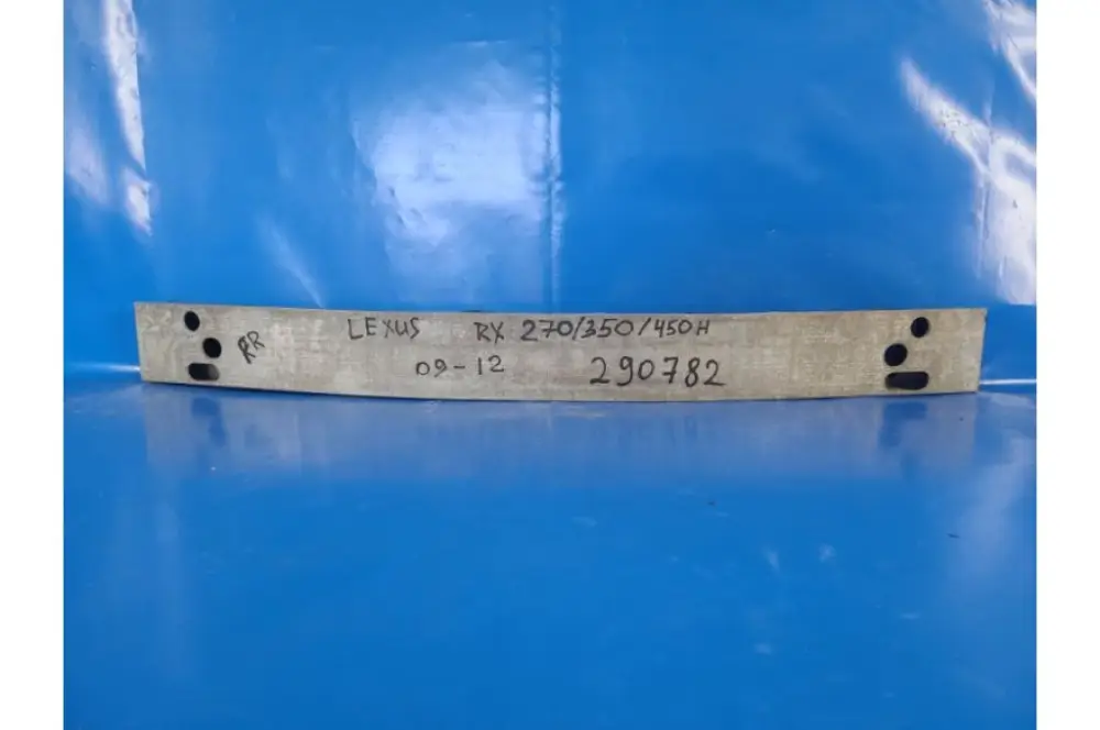 52131-0E040 | Wzmacniacz przedniego zderzaka LEXUS RX350/450 09-15 (290782) Nowy
